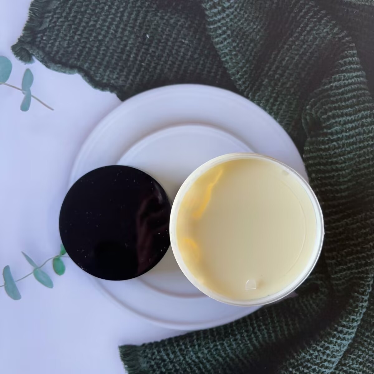 كريم تفتيح الجسم بالأعشاب التا - مراجعة Skincare Luxury Whitening وسعره